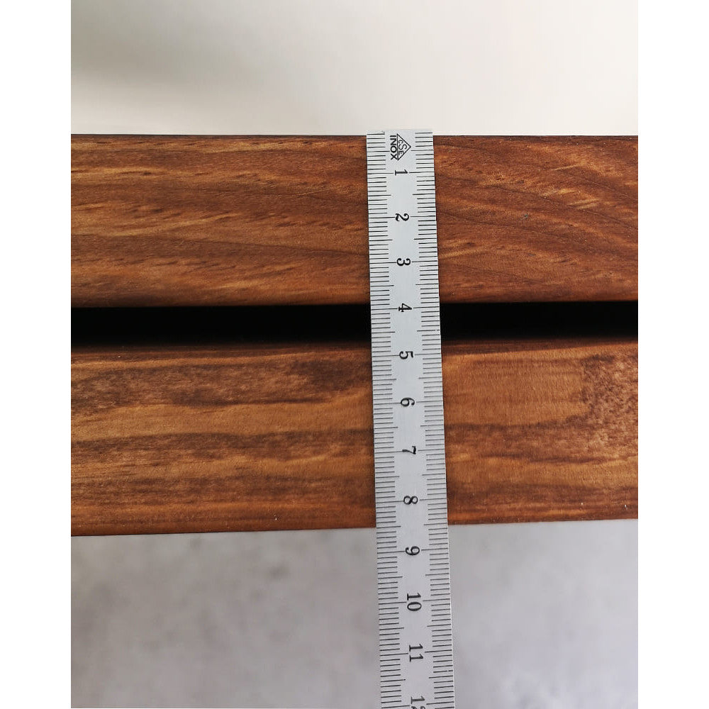 4cm dicker Holzrahmen