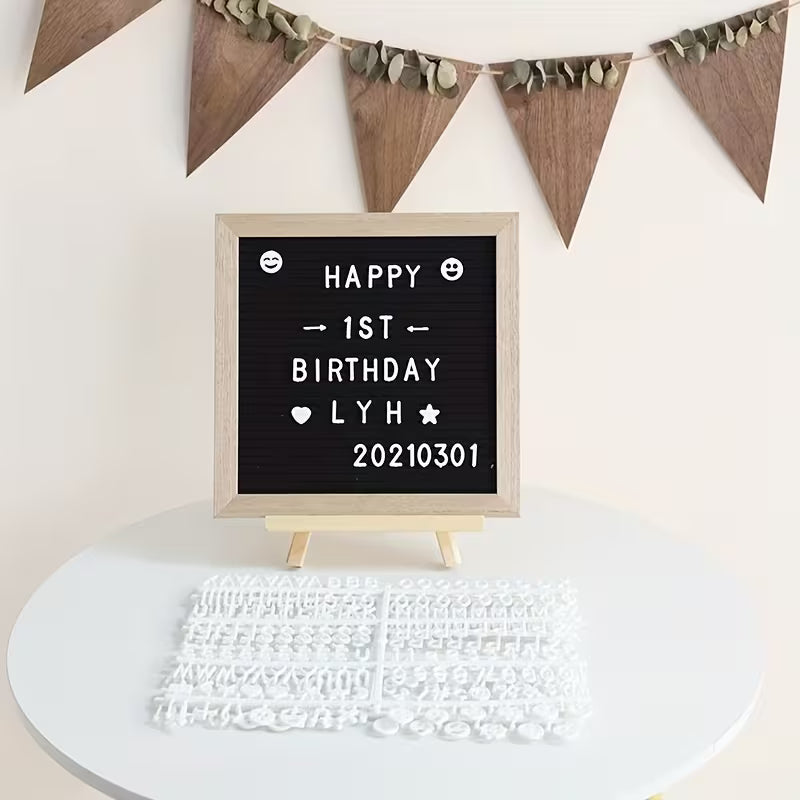 Filz Letterboard Schwarz mit Holzstaffelei & 340 Buchstaben