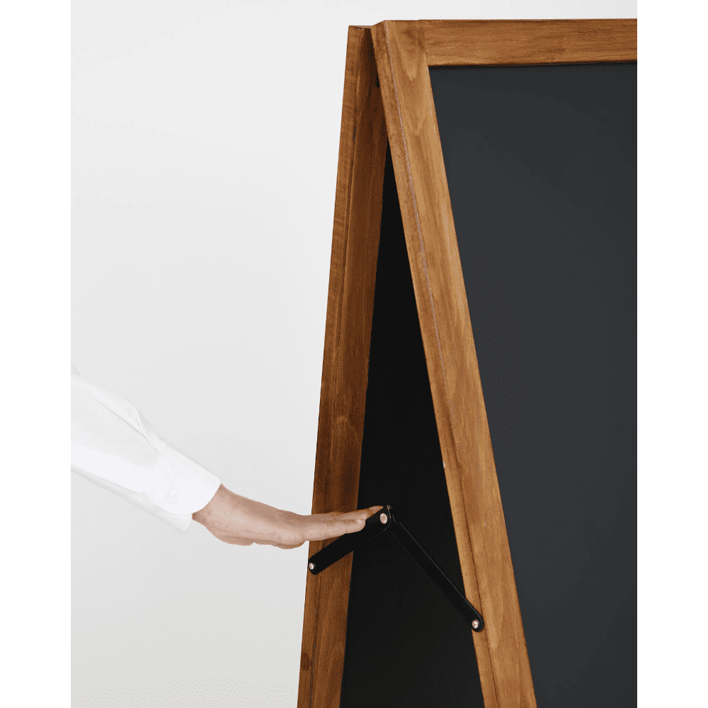 Grosser Holz Kundenstopper mit Kreidetafel magnetisch