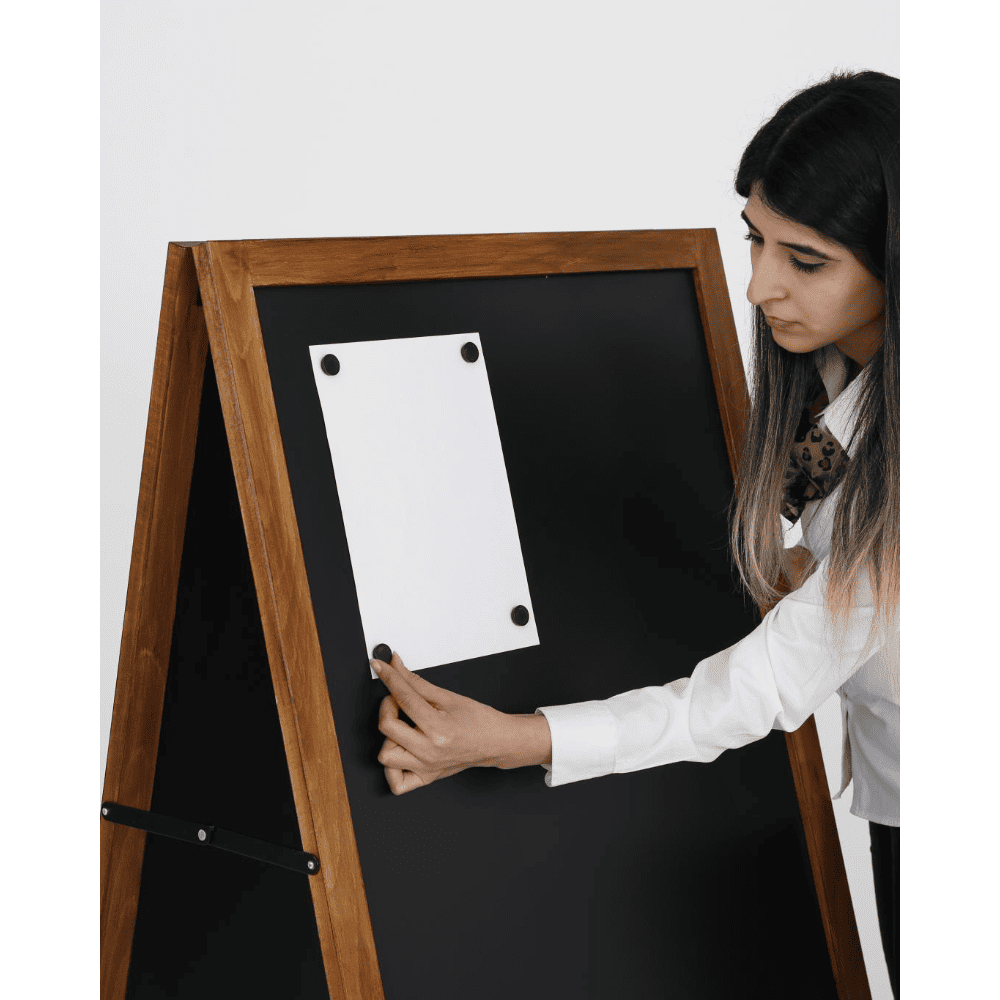 Magnete Anwendung auf Holz Kundenstopper