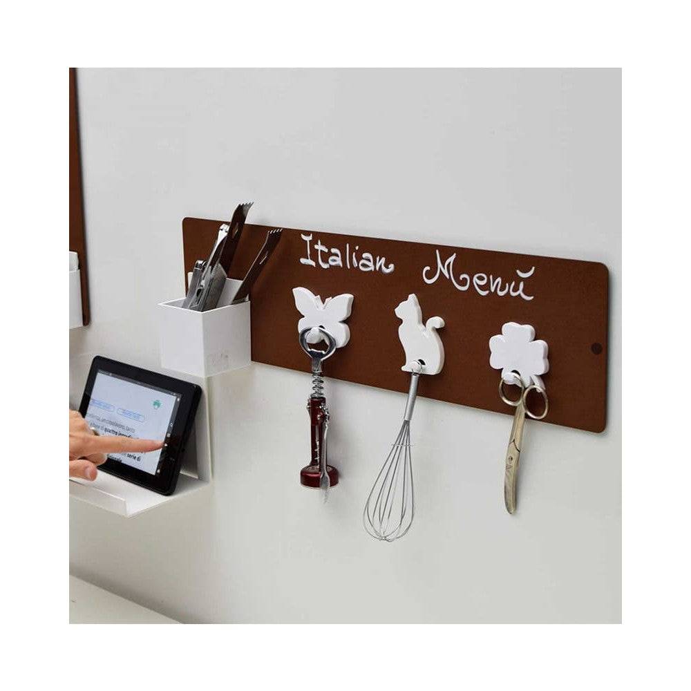 Magnetische Kreidetafel in Rostfarbe als Schlüsselanhänger und für Küchenutensilien