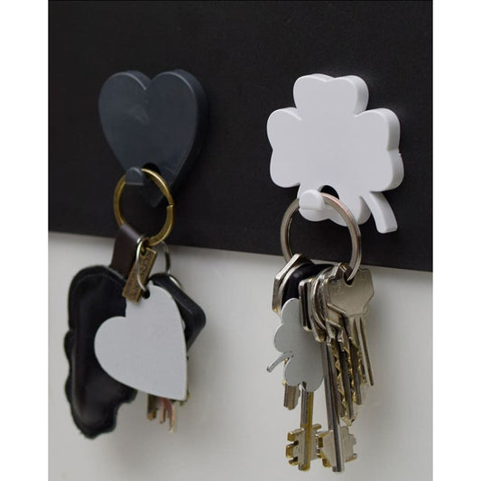 Magnetischer Schlüsselanhänger Kleeblatt Form weiss