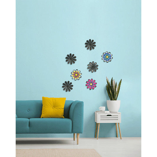 3D Blumen Kreidetafeln Silhouetten Securit bemalt und augehängt im Wohnzimmer mit Securit Kreidemarkern