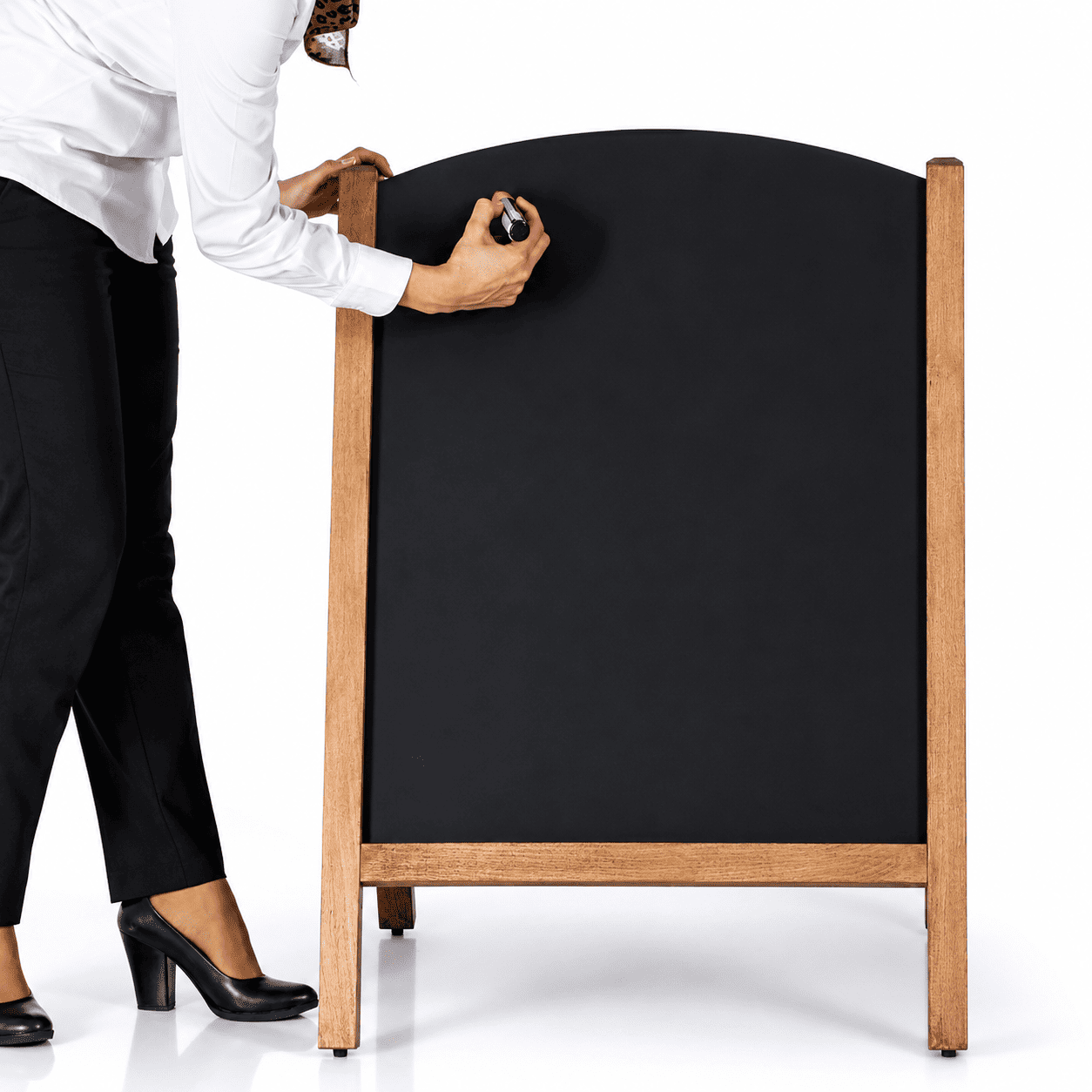Outdoor Gehwegkreidetafel Holz 100x67cm Magnetisch – Dunkelbraun