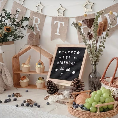 Filz Letterboard Schwarz mit Holzstaffelei & 340 Buchstaben