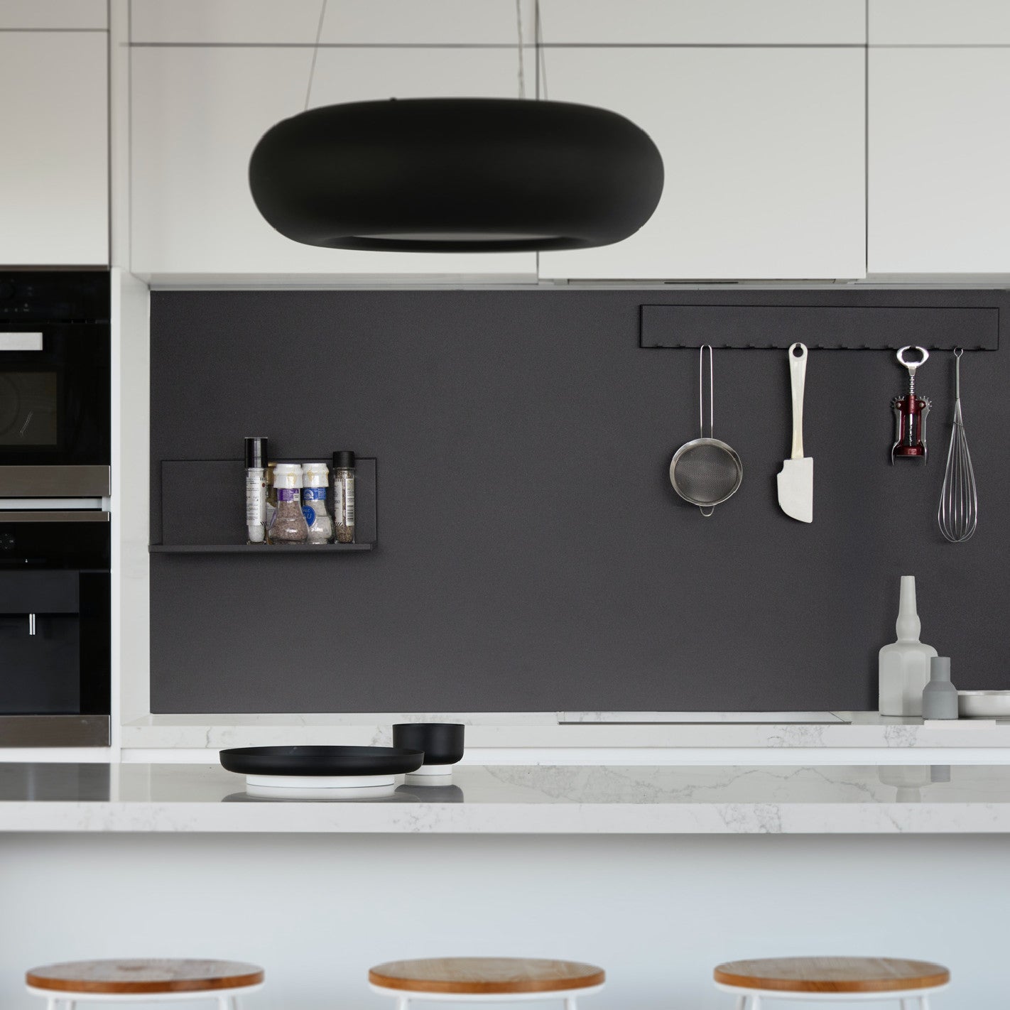 KalaMitica® Prometheus – Magnetischer Utensilienhalter aus Stahl