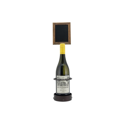 Weinflaschenhalter mit Kreidetafel und Weinflasche