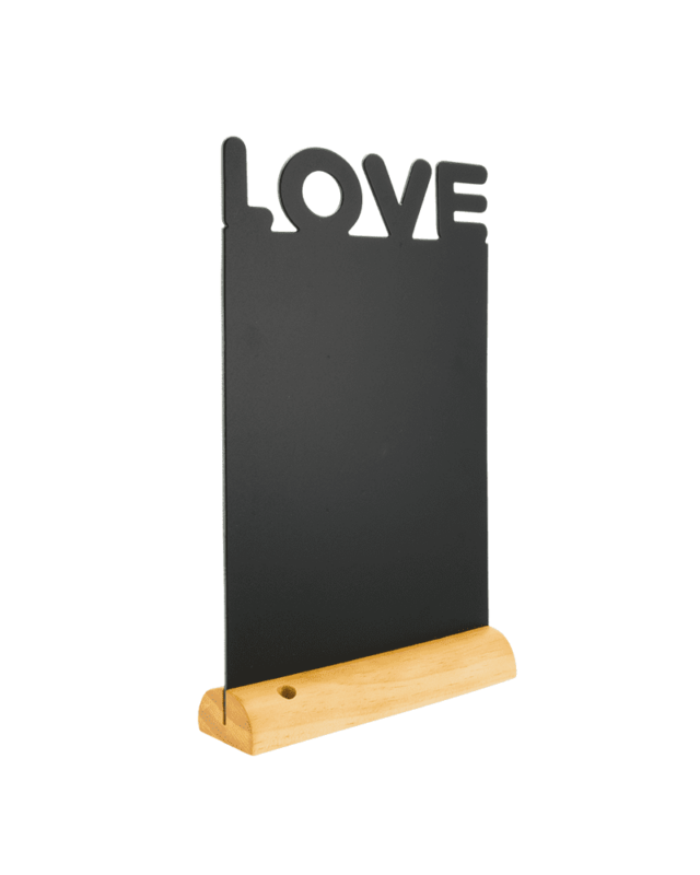 Tischaufsteller mit Kreidetafel Love verwendet als romantische Dekoration für Zuhause und an Valentinstagen