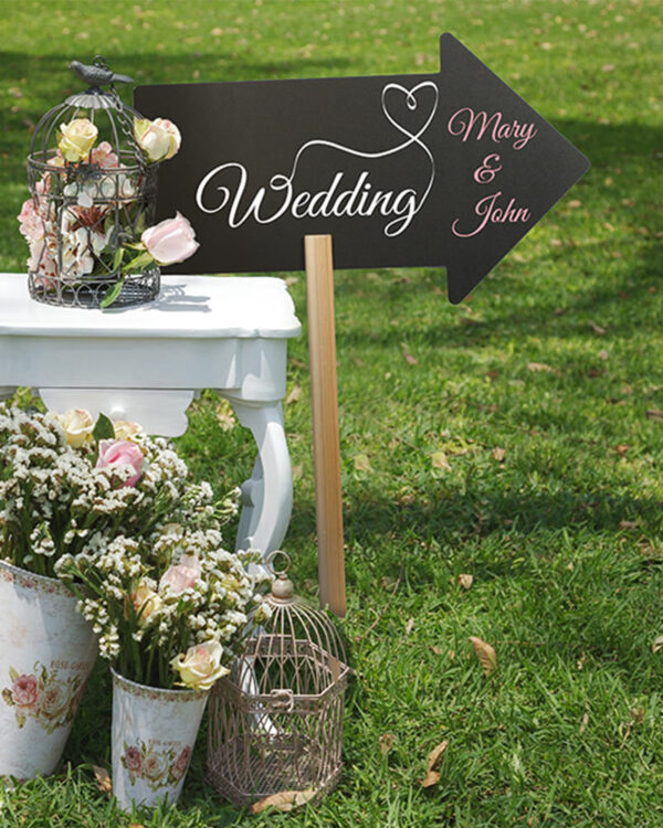 Garten Kreidetafel zum Einstecken Pfeilform beschriftet mit Wedding